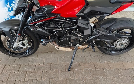 Gebrauchtmotorrad MV Agusta Brutale 800 - Bild 2