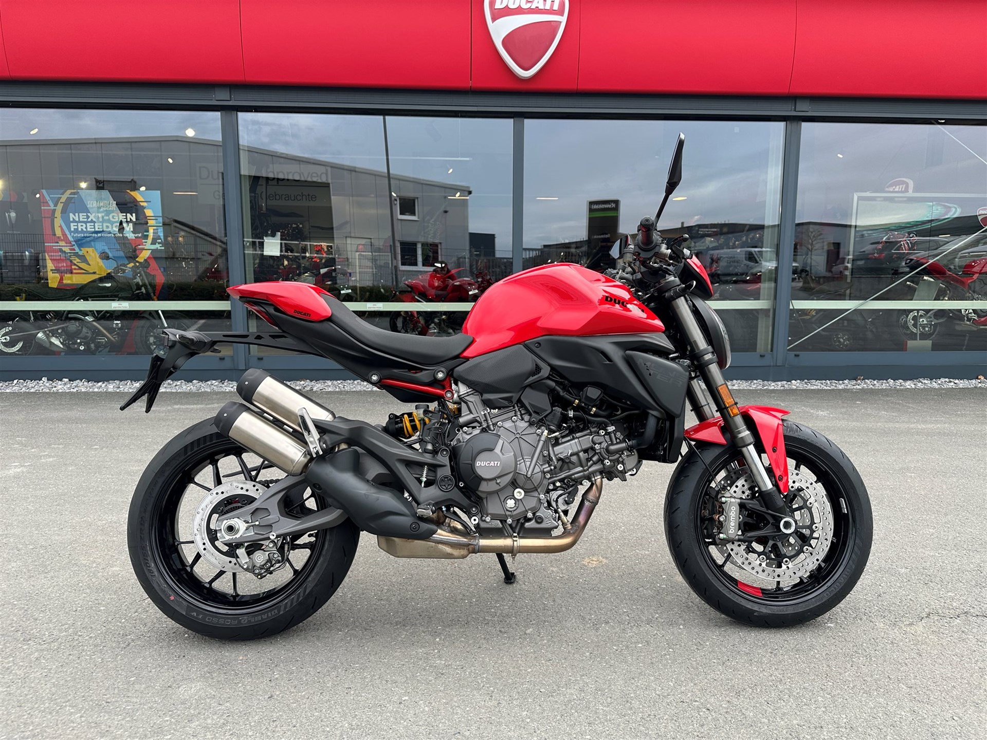 Ducati Monster +