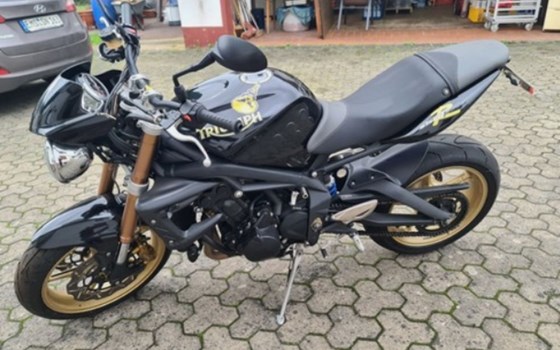 Gebrauchtmotorrad Triumph Street Triple R - Bild 2