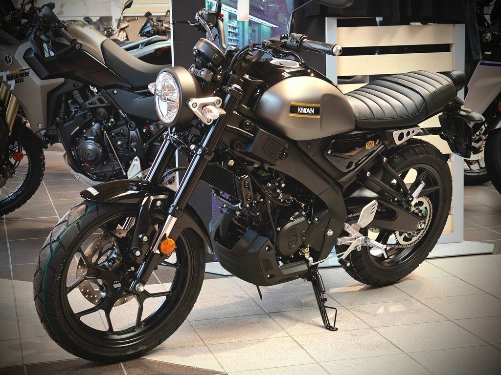 Yamaha XSR125 