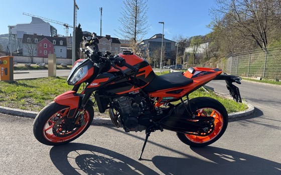 Gebrauchtmotorrad KTM 890 Duke GP - Bild 2