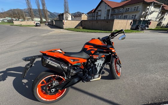 Gebrauchtmotorrad KTM 890 Duke GP - Bild 3