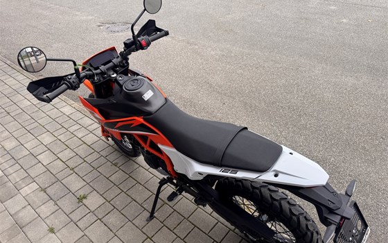 Neufahrzeug KTM 125 Enduro R - Bild 4