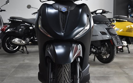 Neufahrzeug Piaggio Beverly 400 S - Bild 3