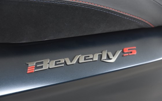 Neufahrzeug Piaggio Beverly 400 S - Bild 7
