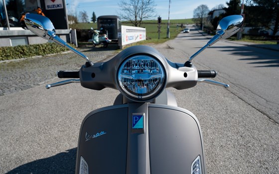 Neufahrzeug Vespa GTS 310 SuperTech - Bild 1