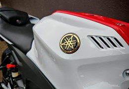 Neumotorrad Yamaha R125