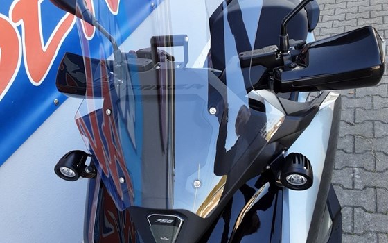 Gebrauchtmotorrad Honda Forza 750 - Bild 4