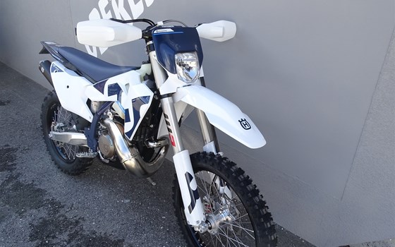 Neufahrzeug Husqvarna TE 300 2026 - Bild 3