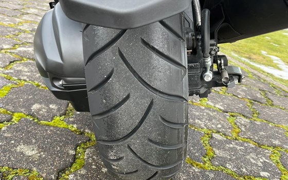 Gebrauchtmotorrad Suzuki Burgman 400 - Bild 4