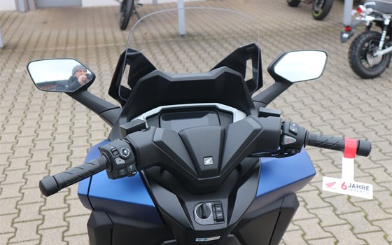 Gebrauchtmotorrad Honda Forza 125 - Bild 8