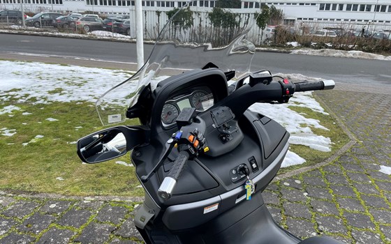 Gebrauchtmotorrad Suzuki Burgman 650 - Bild 7