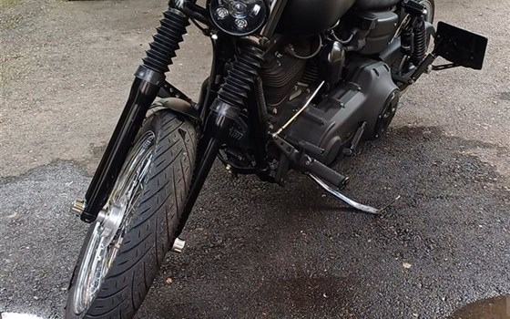 Gebrauchtmotorrad Harley-Davidson Dyna Street Bob FXDB - Bild 2