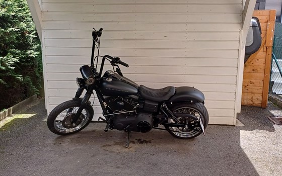 Gebrauchtmotorrad Harley-Davidson Dyna Street Bob FXDB - Bild 4