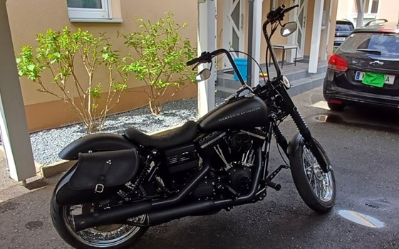 Gebrauchtmotorrad Harley-Davidson Dyna Street Bob FXDB - Bild 5