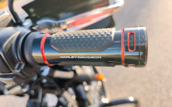 Gebrauchtmotorrad Harley-Davidson Softail Street Bob FXBB - Bild 5