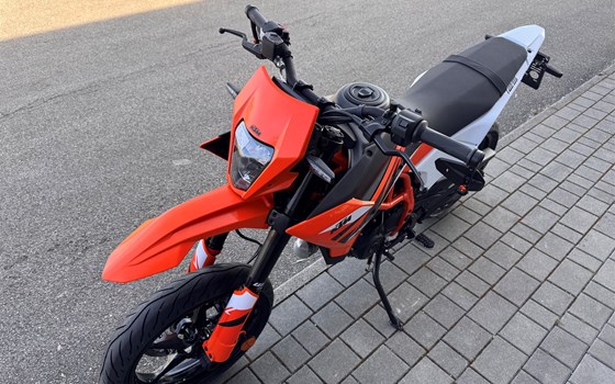 Neufahrzeug KTM 125 SMC R - Bild 5