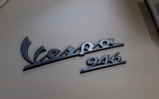 Neufahrzeug Vespa 946 - Bild 3