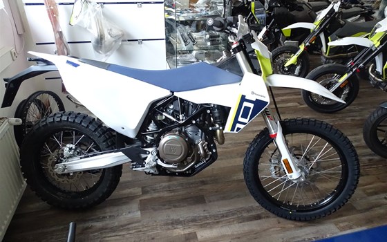 Neufahrzeug Husqvarna 701 Enduro - Bild 1