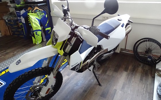 Neufahrzeug Husqvarna 701 Enduro - Bild 5
