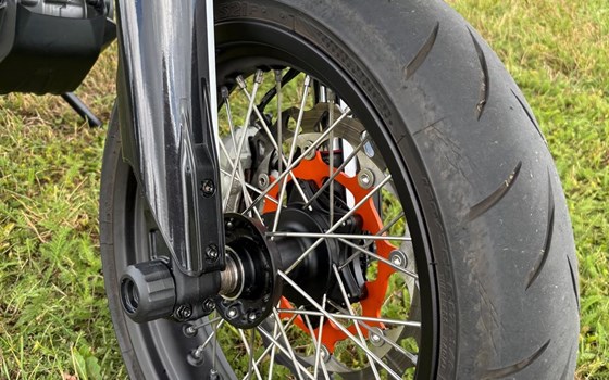 Gebrauchtmotorrad KTM 690 Supermoto R - Bild 18