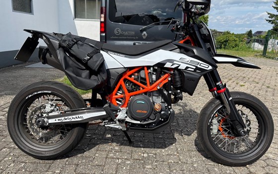 Gebrauchtmotorrad KTM 690 SMC R - Bild 2