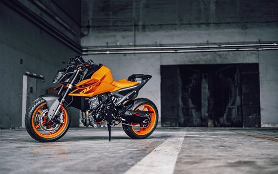 Neufahrzeug KTM 990 Duke - Bild 11