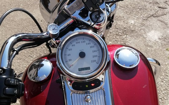 Gebrauchtmotorrad Harley-Davidson Road King Custom FLHRS - Bild 2