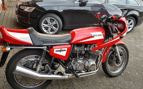 Gebrauchtmotorrad Honda CB 750 F - Bild 1