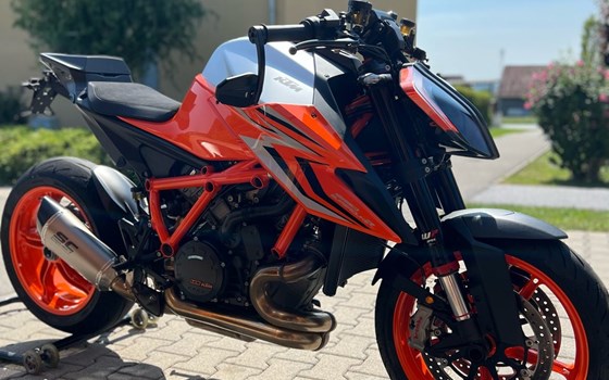 Gebrauchtmotorrad KTM 1290 Super Duke R - Bild 1