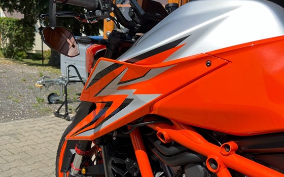 Gebrauchtmotorrad KTM 1290 Super Duke R - Bild 17