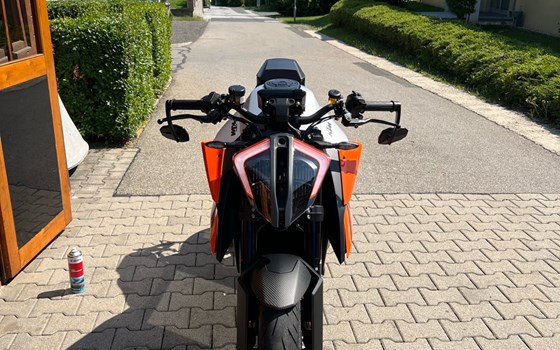Gebrauchtmotorrad KTM 1290 Super Duke R - Bild 8