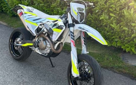 Gebrauchtmotorrad Husqvarna FE 450 - Bild 4