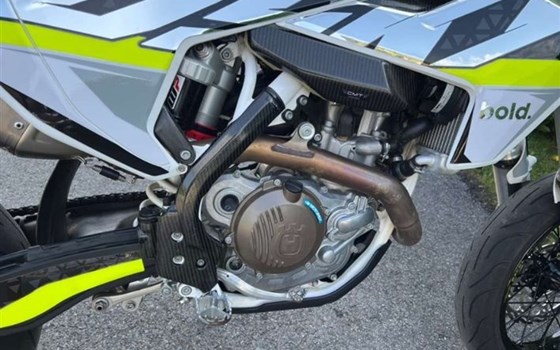 Gebrauchtmotorrad Husqvarna FE 450 - Bild 9