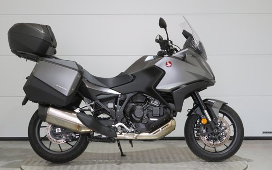 Gebrauchtmotorrad Honda NT1100 DCT - Bild 8