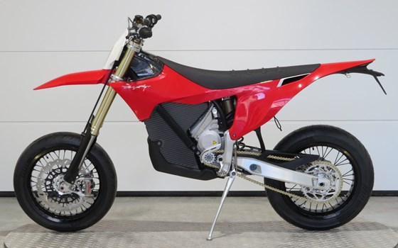 Gebrauchtmotorrad Stark Future Varg SM - Bild 4