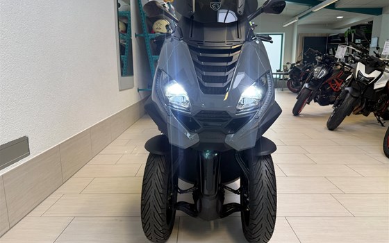 Gebrauchtmotorrad Peugeot Metropolis GT - Bild 15