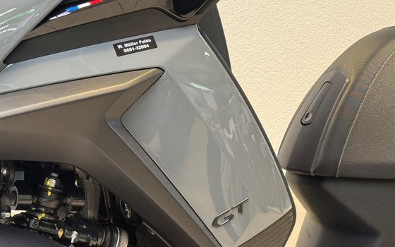 Gebrauchtmotorrad Peugeot Metropolis GT - Bild 5