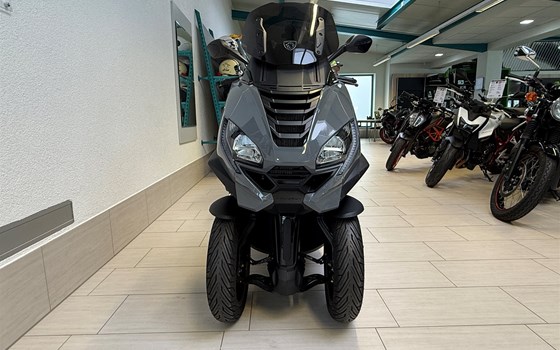Gebrauchtmotorrad Peugeot Metropolis GT - Bild 7