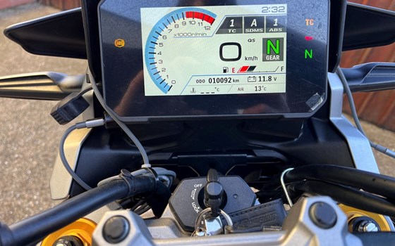 Gebrauchtmotorrad Suzuki V-Strom 1050DE - Bild 6