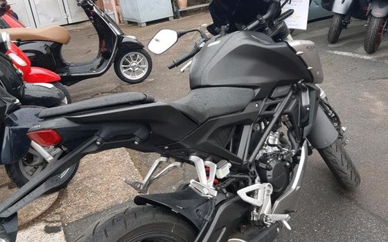 Gebrauchtmotorrad Honda CB125R - Bild 2