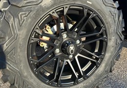 Neumotorrad Kymco MXU 700i EPS ABS T3b