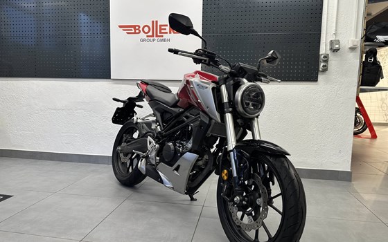 Motorrad Occasion Honda CB125R - Bild 4