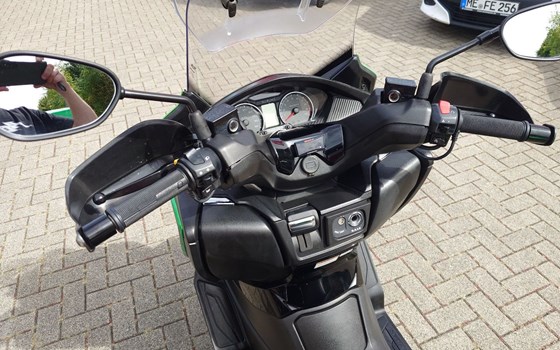 Gebrauchtmotorrad Suzuki Burgman 400 - Bild 12