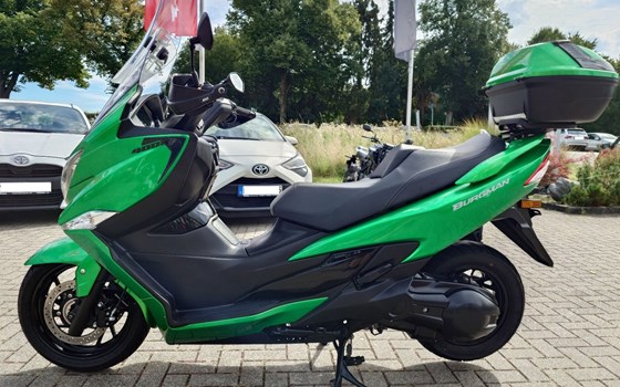 Gebrauchtmotorrad Suzuki Burgman 400 - Bild 6