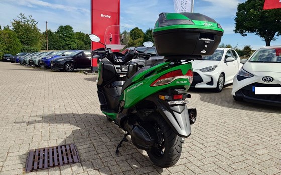Gebrauchtmotorrad Suzuki Burgman 400 - Bild 9