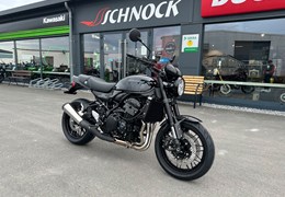 Neumotorrad Kawasaki Z900 RS Black Ball Edition