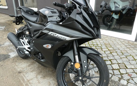 Gebrauchtmotorrad Yamaha R125 - Bild 2