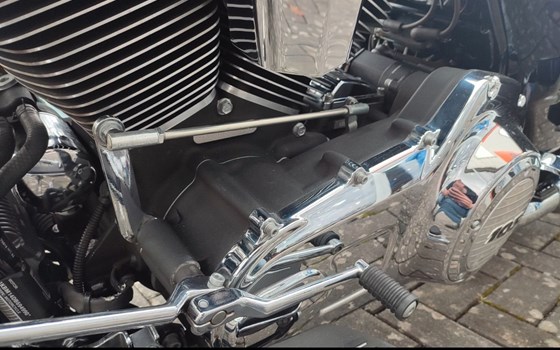 Gebrauchtmotorrad Harley-Davidson Touring Electra Glide Standard FLHT - Bild 12