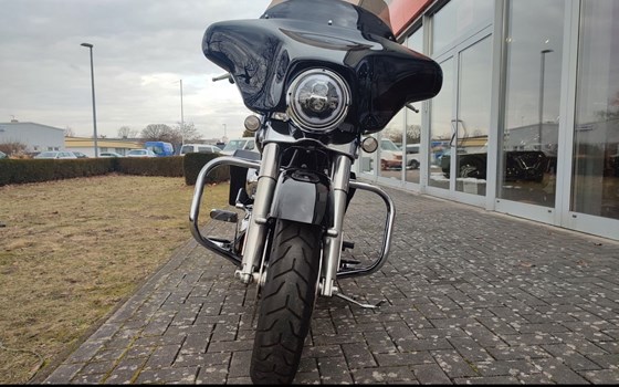 Gebrauchtmotorrad Harley-Davidson Touring Electra Glide Standard FLHT - Bild 3